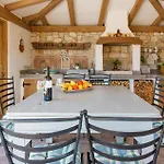 Casa Ivan Tatil Evi
