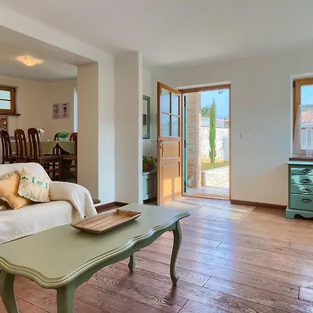 別荘 Casa Ivan ポレッチ